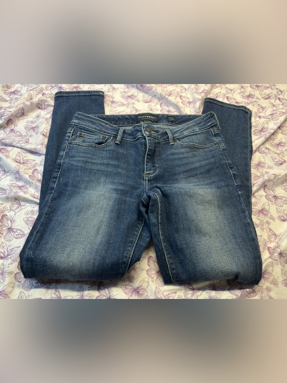 ⚛️Lucky Brand Medium Blue Skinny Jeans